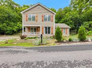 2985 Woods Rd, Glencoe, MO 63038