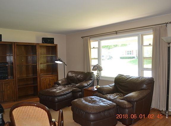 5th image of 4510 Sussex Dr