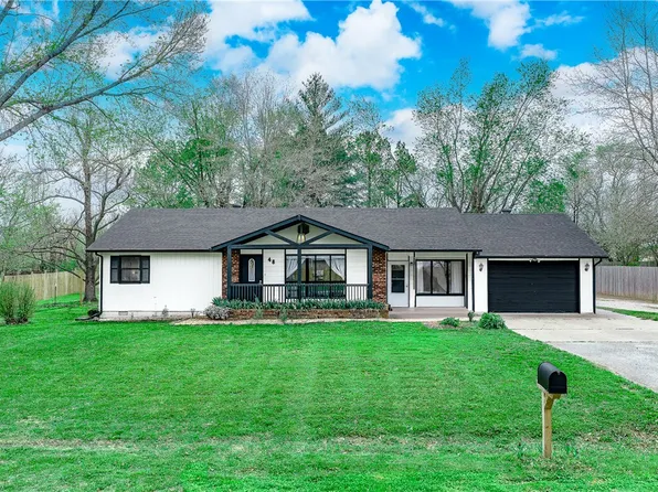48 E Meadowbrook Cir #1, Bentonville, AR 72712