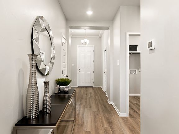 5th image of 3816 Donald Dr #4JM5NX