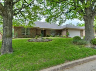 12420 Goldsborough Rd, Midwest City, OK 73130
