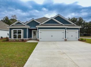 2033 Tottenham Dr, Hahira, GA 31632