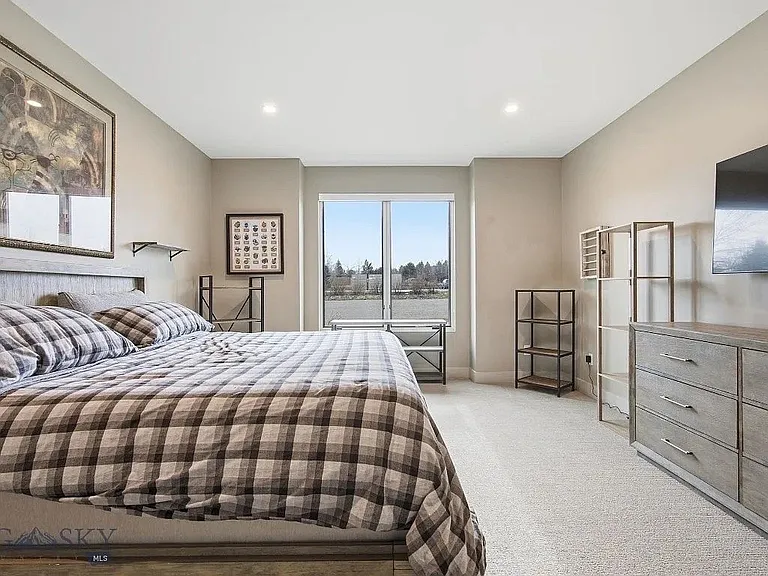 7511 Highnoon Way — Photo 5