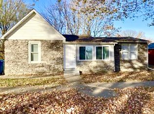 212 E Washington St, Champaign, IL