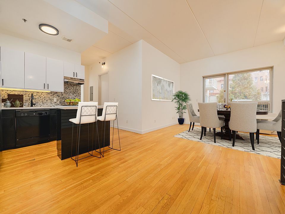 1st image of 342 Eldert St APT 105
