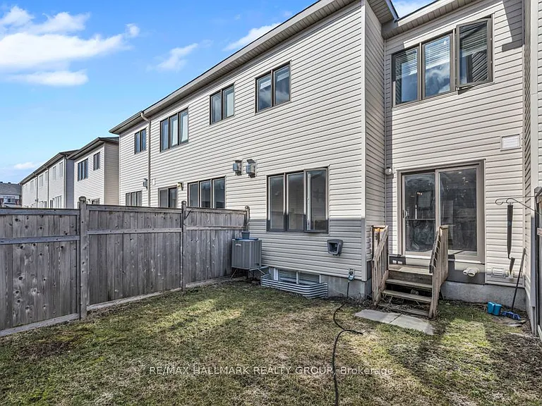 600 Parade Dr — Photo 30