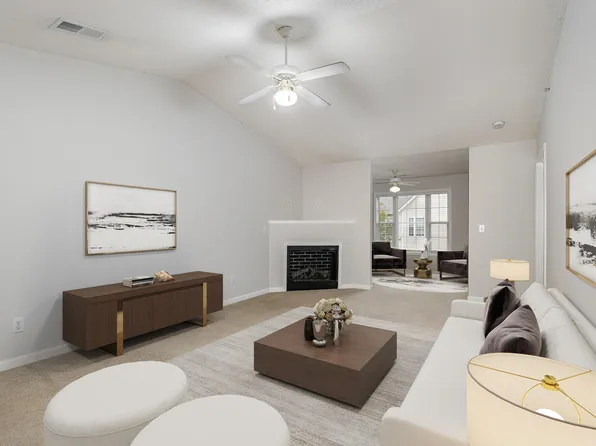 2411 Vancastle Way APT 202, Raleigh, NC 27617