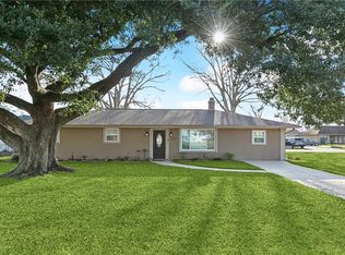 141 River Oaks Dr, Luling, LA 70070
