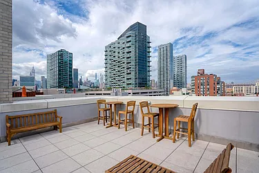 Rented by R New York