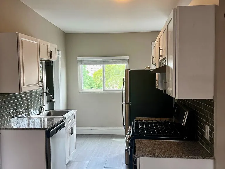 23 Wellsford St — Photo 3