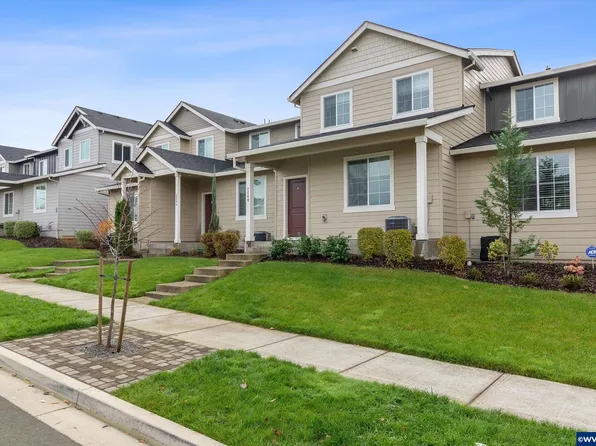 2240 SE 16th St, Gresham, OR 97080