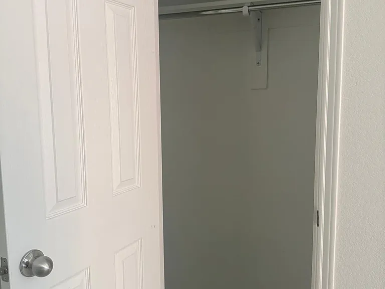 101 Cliffbrook Dr — Photo 4