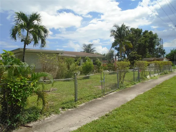 6791 Hope St, Hollywood, FL 33024