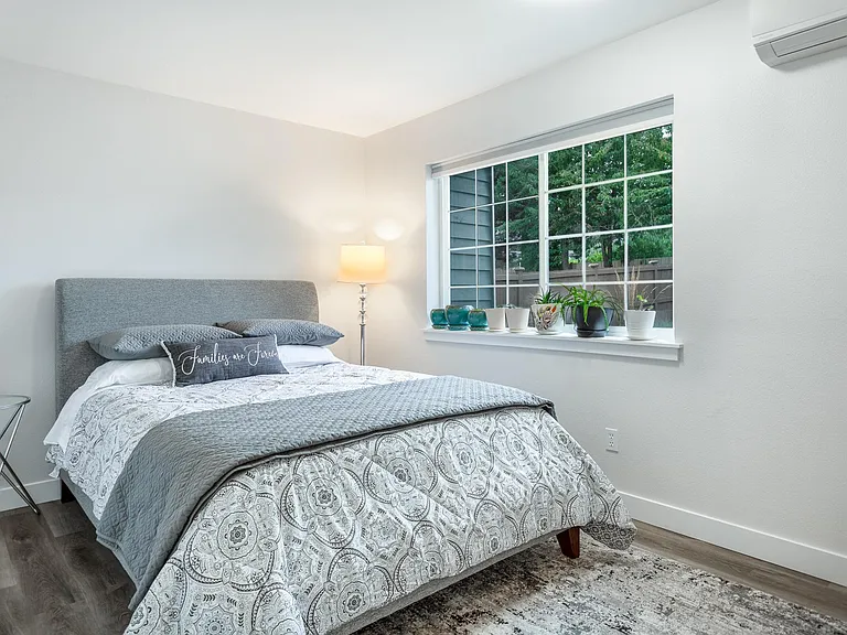 1517 SE Camano Dr — Photo 16