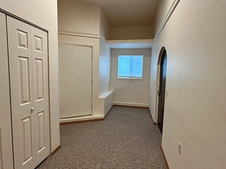 118 Kent Ln — Photo 18