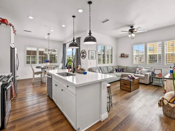 3002 Bravo Loop #2, Chula Vista, CA 91915