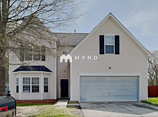 9225 Bradstreet Commons Way, Charlotte, NC 28215
