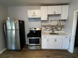 145 Charles St APT 1, Waltham, MA 02453