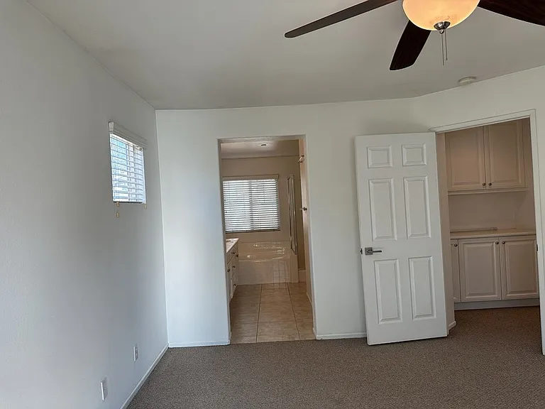 9782 Winterberry Dr — Photo 9