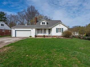 352 Avon Belden Rd, Avon Lake, OH 44012