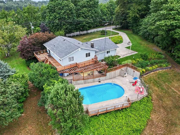 4213 W Taylor Rd, Hart, MI 49420