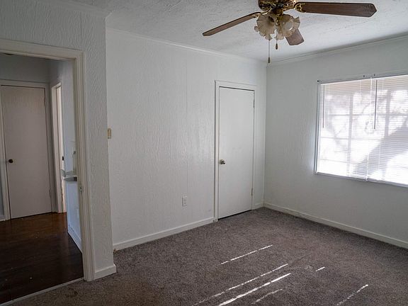 5th image of 433 Lawrence Rd