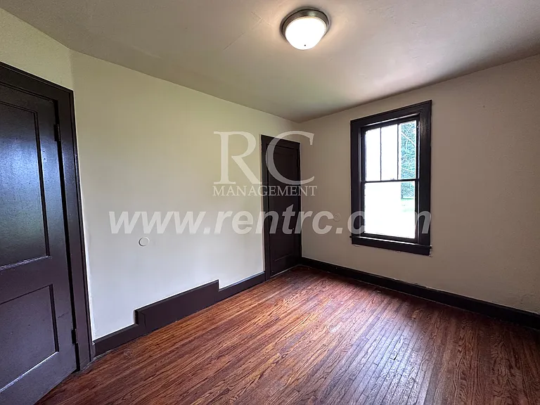 230 S Virginia Ave #S — Photo 9