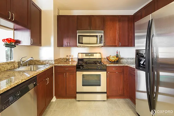 Rented by Oxford Property Group | media 1