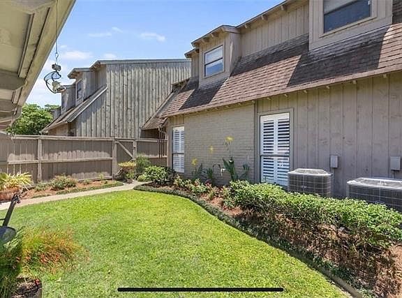 2nd image of 696 Lakewood Dr