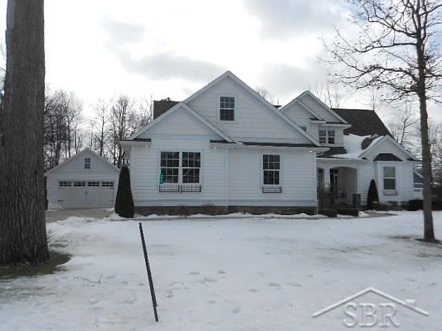 9853 Crystal Ln photo 1