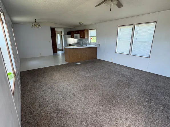 24281 Field Ln, Nevis, MN 56467