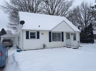107 4th St, Charlotte, MI 48813