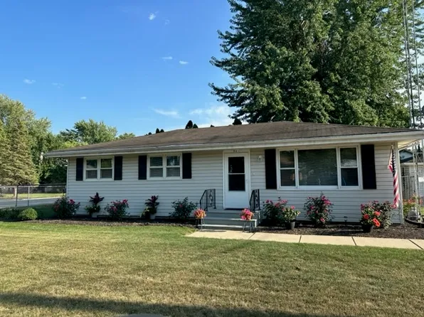 901 Dupont Ave, Morris, IL 60450