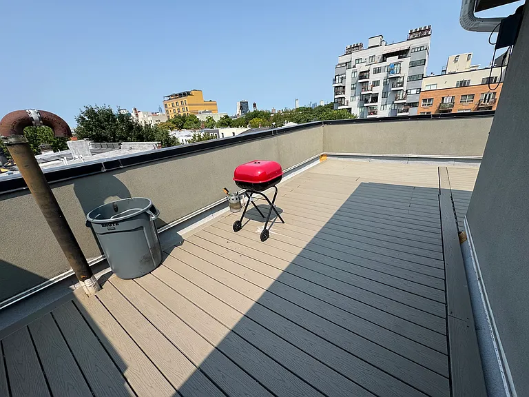 56 Vernon Ave #4 — Photo 9