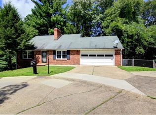 129 McGovran Rd, Charleston, WV 25314