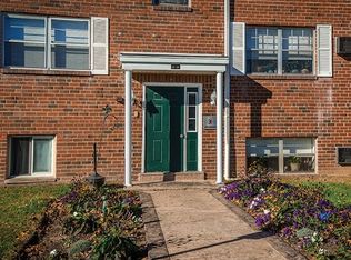 1501 Woodbourne Rd APT A19, Levittown, PA 19057