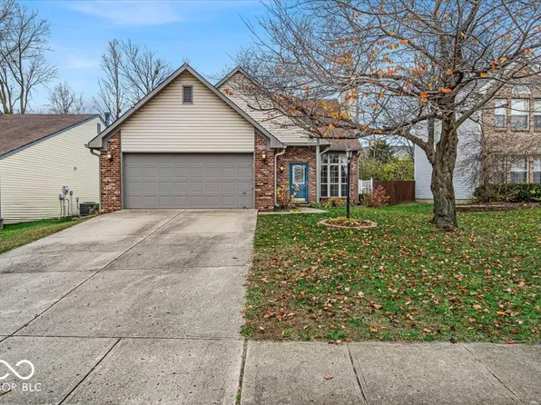 738 Charter Woods Dr, Indianapolis, IN 46224