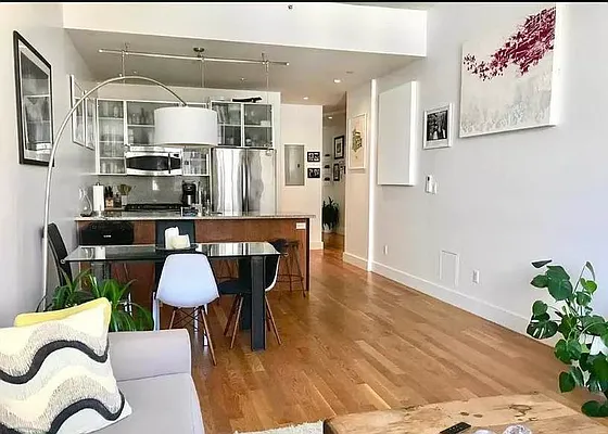 Rented by City View Living | media 10