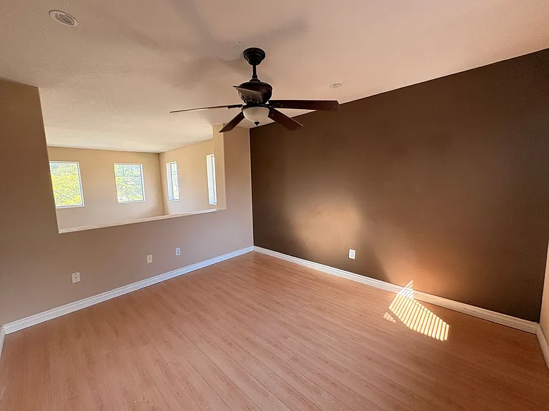 1456 Pinewood Dr — Photo 26
