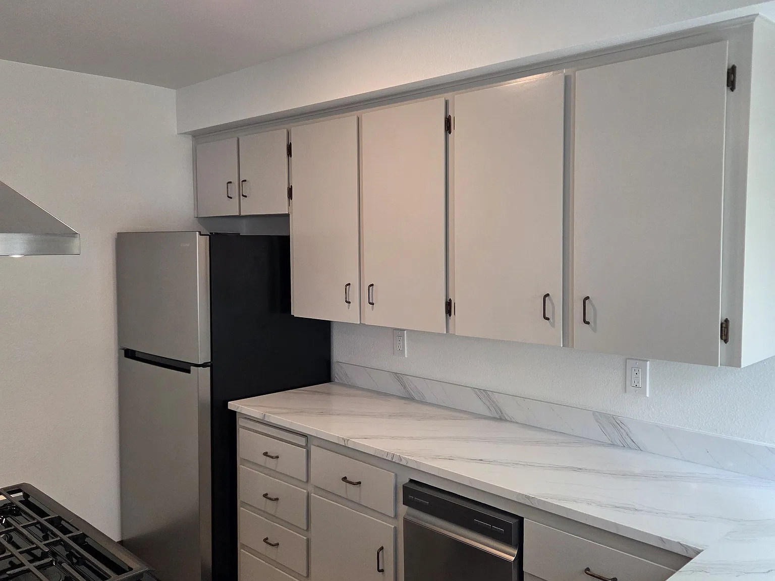2 bed, 1104 sqft, $1,995 — Photo 2
