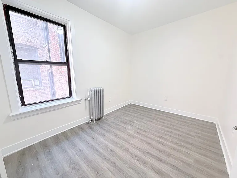 637 Bergen Ave #32R — Photo 6