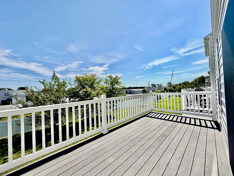 419 Jacobsen Dr — Photo 12