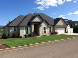 2066 Culver Loop, Sutherlin, OR 97479