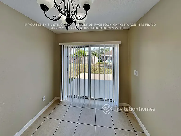 7462 Oxford Garden Cir — Photo 8