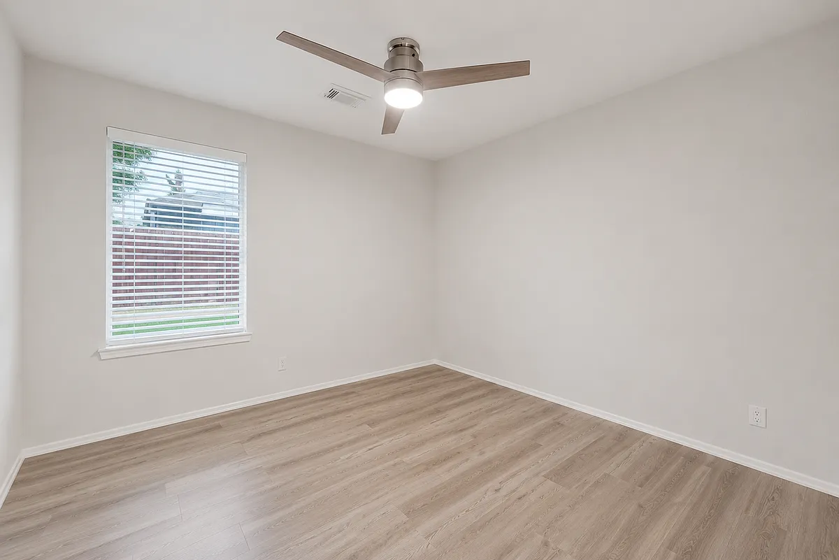 Building Photo - 17402 Hamilwood Dr