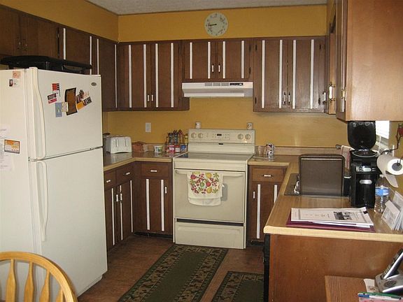 5th image of 349 N Lorraine St