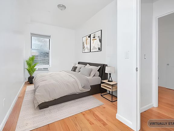 4th image of 838 Herkimer St APT 1R