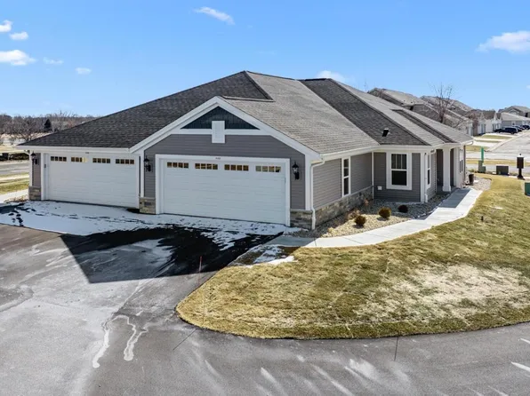 532 Hunter Oaks BOULEVARD #0502, Watertown, WI 53094