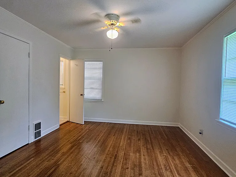 4762 Verne Rd — Photo 8