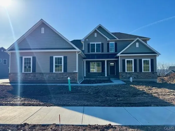 2625 Merion Dr #34, Upper Saucon Township, PA 18034